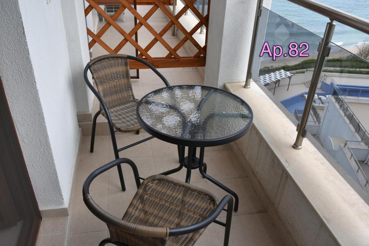 Byala Vista Loreta Apartments Екстериор снимка